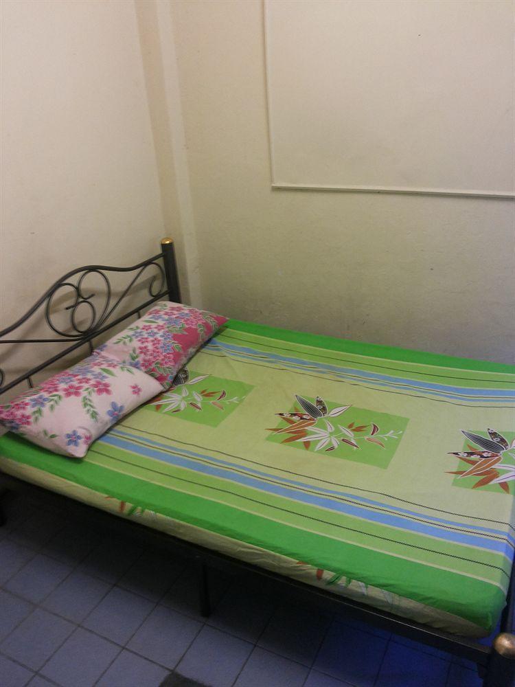 Q6 At 6 Hostel Bangkok Ngoại thất bức ảnh